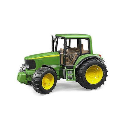 Bruder John Deere tractors guide (with all models) - Toy Farmers