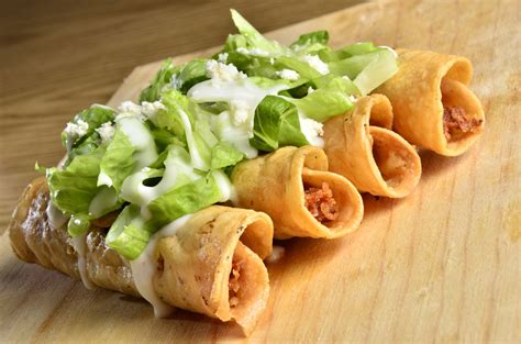 Flautas de Pollo Mexican Food Recipes, Dessert Recipes, Ethnic Recipes, Desserts, Guatemalan ...