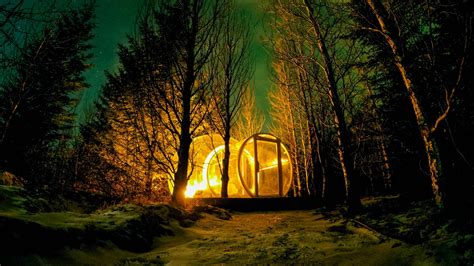 Golden Circle Iceland tour with a stay in a bubble