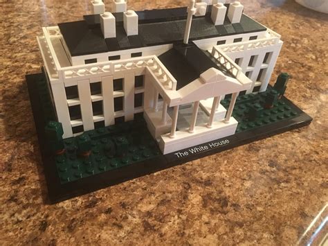 My first Lego Architecture build. The White House. Pretty easy but not ...