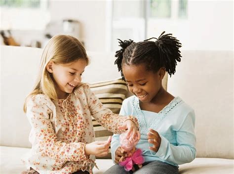 Steps to Teaching Your Kid Important Lessons With the Help of Dolls