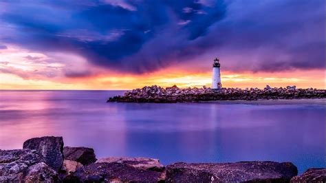 Lighthouses | Windows Themes