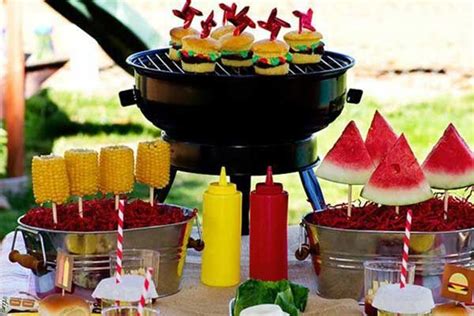 65 Creative Graduation Party Ideas Your Grad Will Love | Summer bbq party, Easy bbq, Bbq decorations