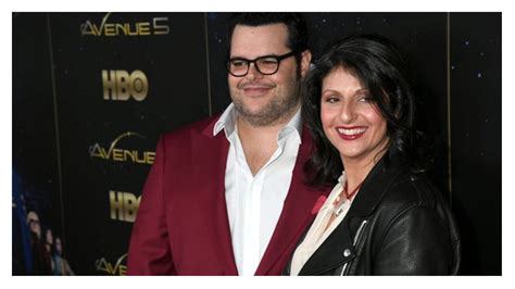 Who is Josh Gad's wife? All about his family as 'Frozen' star mourns ...