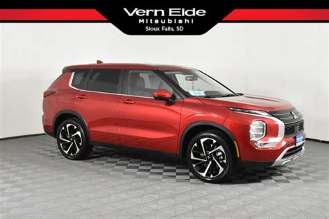 New 2023 Mitsubishi Outlander SE Sport Utility in Sioux Falls #77093 | Vern Eide Mitsubishi