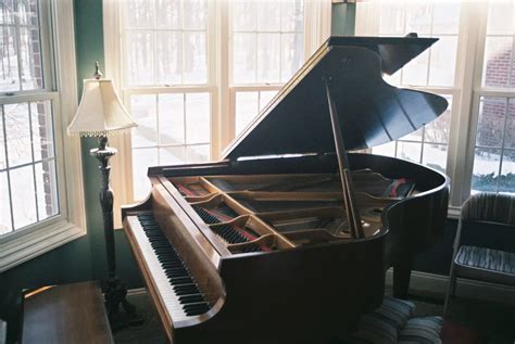 What is Prepared Piano? A Comprehensive Guide