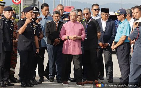 Agong arrives at Elmina plane crash site | FMT