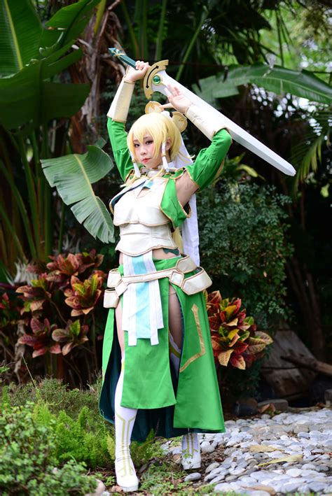 Download Stunning Sword Art Online Cosplay featuring Kirito and Asuna ...