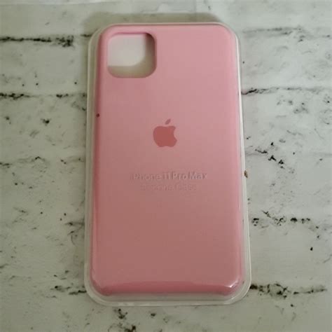 Iphone 11 pro max Silicone case pink in 2021 | Iphone phone cases ...