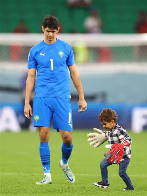 Bounou plays with son after Morocco win