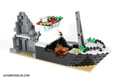 Review: LEGO 60095 – Deep Sea Exploration Vessel – Jay's Brick Blog