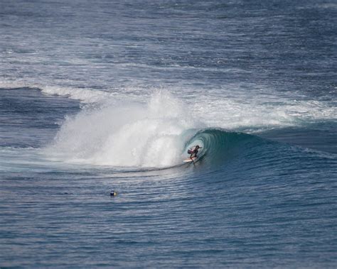 BINGIN SURF REPORT AUG 11 - Bali Surf Report Uluwatu Swell Bali A new Surf Retreat In Bingin ...