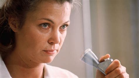 Louise Fletcher, 'One Flew Over the Cuckoo's Nest' Star, Dead at 88