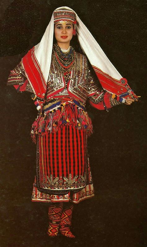 Traditional Turkish Costumes From Canakkale/Türkiye Arab Fashion, Turkish Fashion, Folk Clothing ...