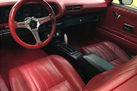 1976 CHEVROLET CAMARO - Interior - 207051