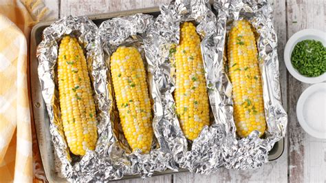 How to Cook Corn on the Cob - Food.com