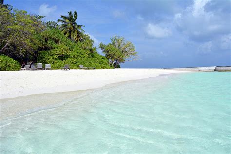 Exotic island in the Maldives Photograph by Oana Unciuleanu - Pixels