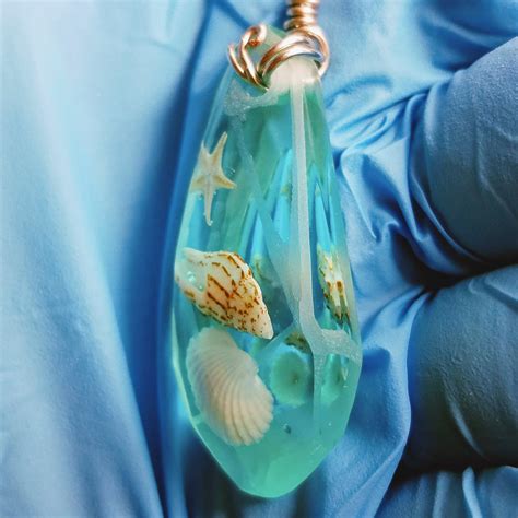 Faux “Sea Glass” Resin Pendant – Aboogart