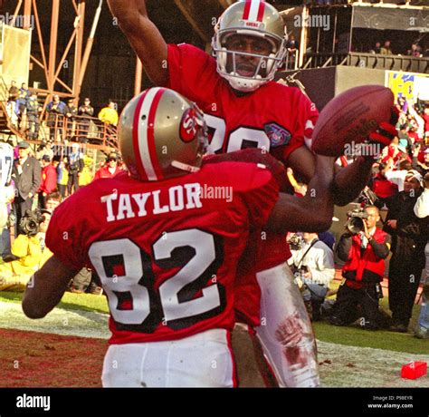 Jerry rice 1995 hi-res stock photography and images - Alamy