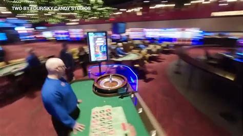 Temporary casino opens in Waukegan ahead permanent construction