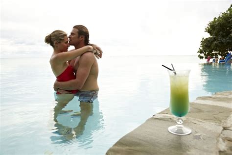 10 Best Honeymoon Packages in the Cook Islands 💑