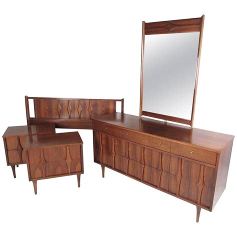 Midcentury Walnut Bedroom Suite by Coleman of Virginia For Sale at 1stDibs | coleman bedroom ...