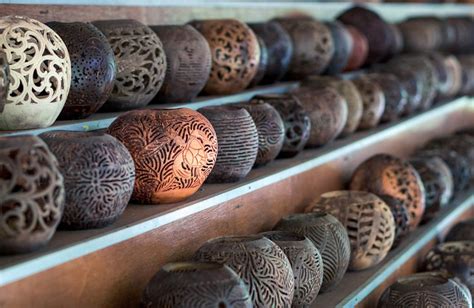 29 Traditional Souvenirs to Buy in 29 Indian States