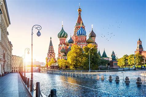 11 Day Tour of Moscow, St Petersburg & Golden Ring