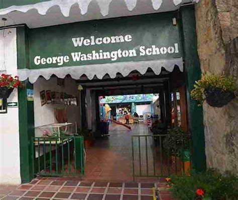 Nuestras Sedes - George Washington School