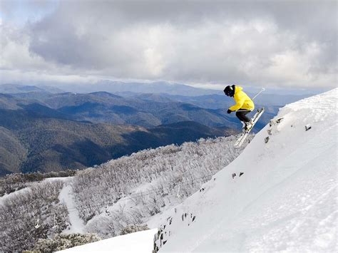 Skiing, Snow and skiing, Victoria, Australia