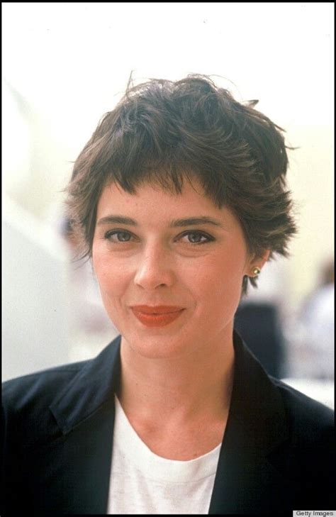 Isabella Rossellini | Pear shaped face, Isabella rossellini, Isabella ...