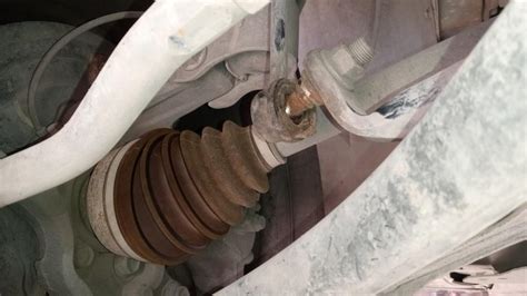 2014 Nissan Rogue Suspension: 1 Complaints