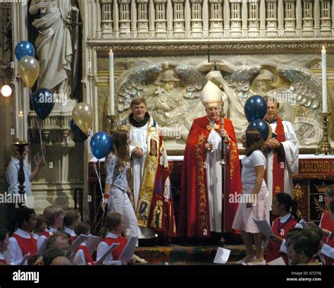 The newly installed dean of st albans hi-res stock photography and images - Alamy