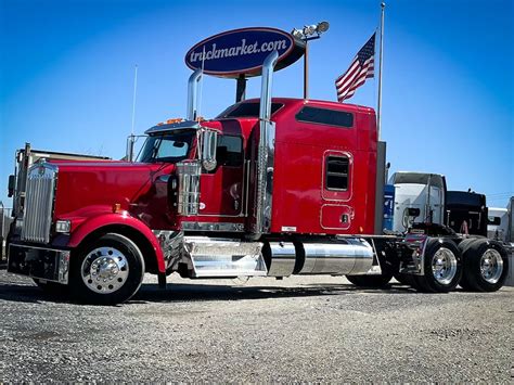 Kenworth W900 Sleeper Interior