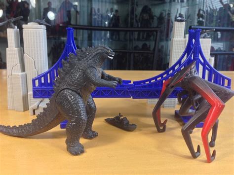 37+ Godzilla 2014 Action Figure Gif - action figure news