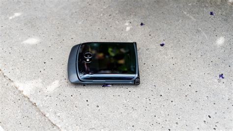 Motorola Razr 5G Review | PCMag