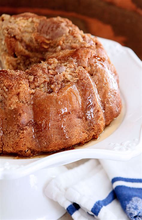 Boozy Snickerdoodle Cake with Apples - Creative Culinary