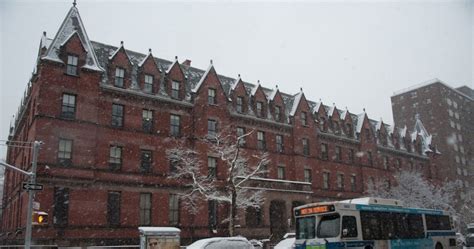 10 Affordable & Highly Rated New York Hostels Perfect For Backpackers