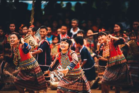 Know the Lumads: The Austronesian People of Mindanao | Mindanao, Philippines culture, Filipino ...