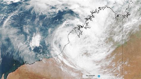 Wind and rain increasing as ex-tropical cyclone Anika nears Broome