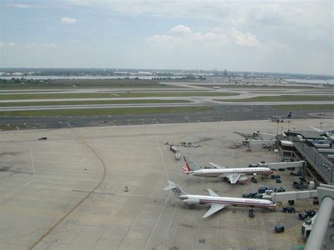 Philadelphia International Airport - Professional Systems Engineering