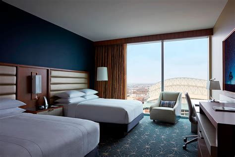 Hotel Suites Downtown Houston, TX - Accommodation | Marriott Marquis ...