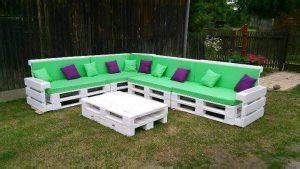 Beautiful Pallet Corner Sofa - 101 Pallets