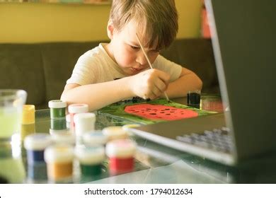 28,897 Child Drawing On Computer Images, Stock Photos & Vectors | Shutterstock