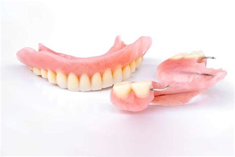 Pros and Cons of Flexible Partial Dentures | Mesa Dentist