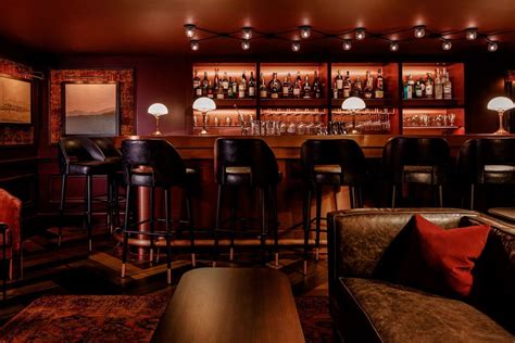 The 9 Most Well-Hidden Secret Bars In Seattle