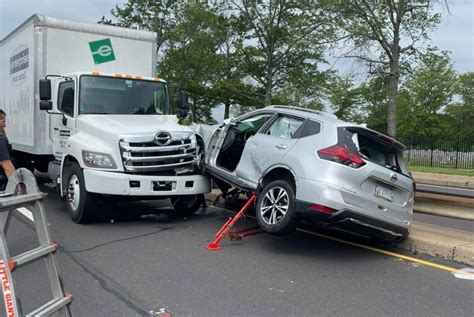 No Serious Injuries In Route 1 Crash - LevittownNow.com