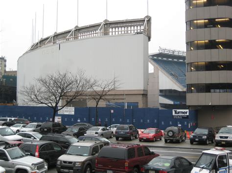 StadiumPage.com - Yankee Stadium Demolition - April 3, 2009