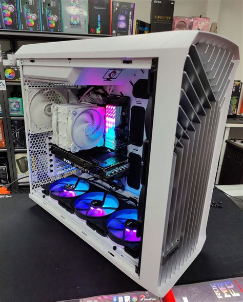 Fractal Torrent White - RGB » builds.gg