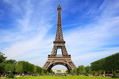 The Most Famous Structures in the World - WorldAtlas